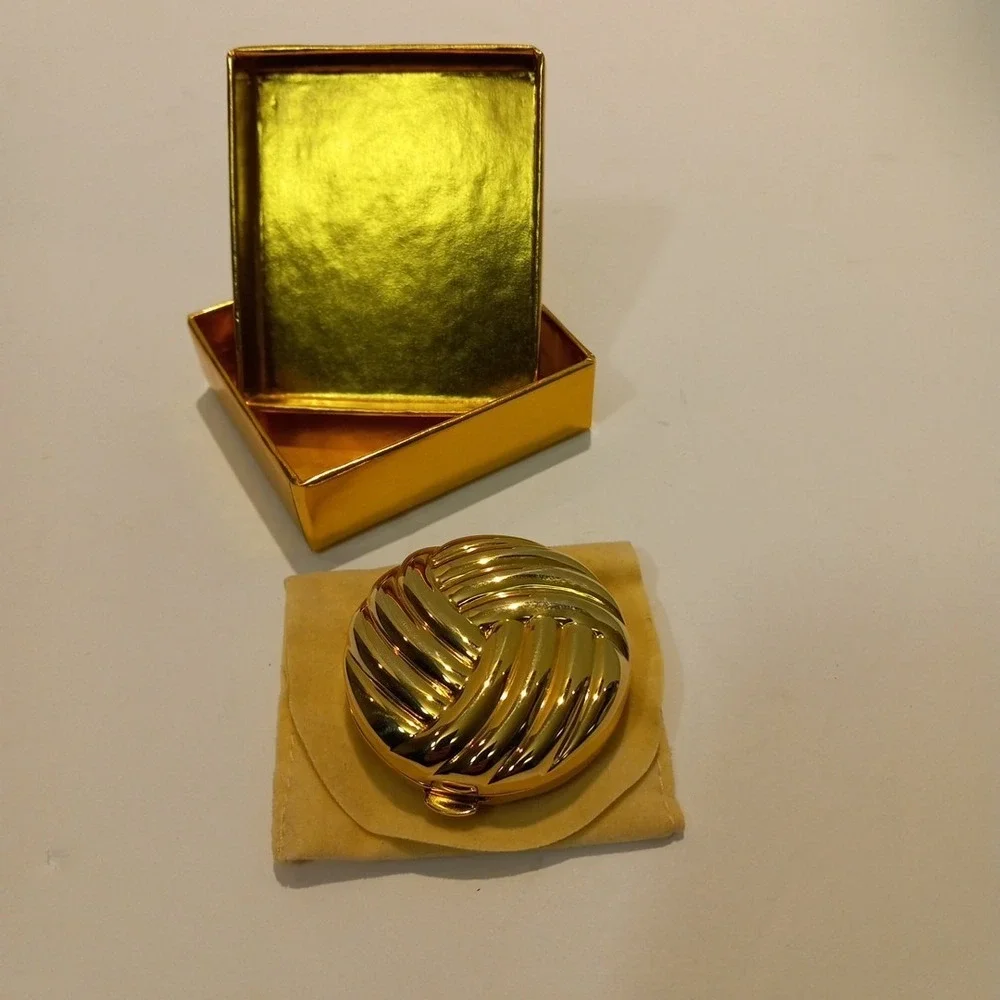 Estee Lauder Golden Love Knot Compact Lucidity 06 Transparent Pressed Powder.